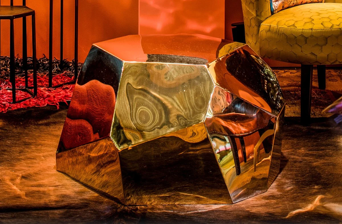 Designer Wohnzimmertisch / Beistelltisch Gold 89 x 90 x H. 45 cm - Designer Kollektion