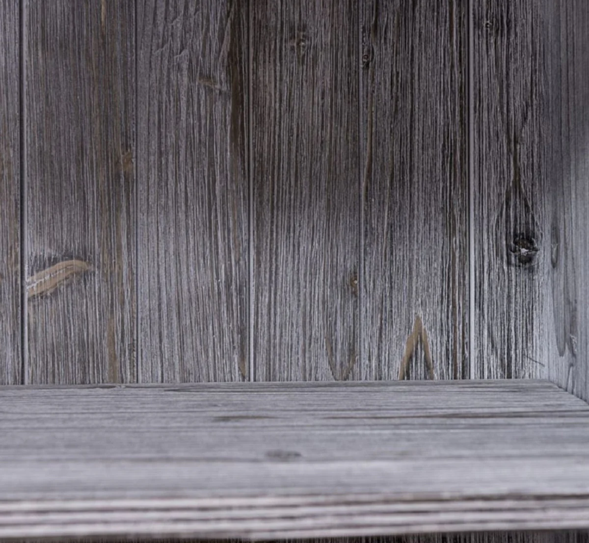 Landhausstil Esszimmerschrank Hellgrau / Grau 230 x 45 x H. 200 cm - Massivholz Küchenschrank - Esszimmer Möbel im Landhausstil - Landhausstil Esszimmer Einrichtung