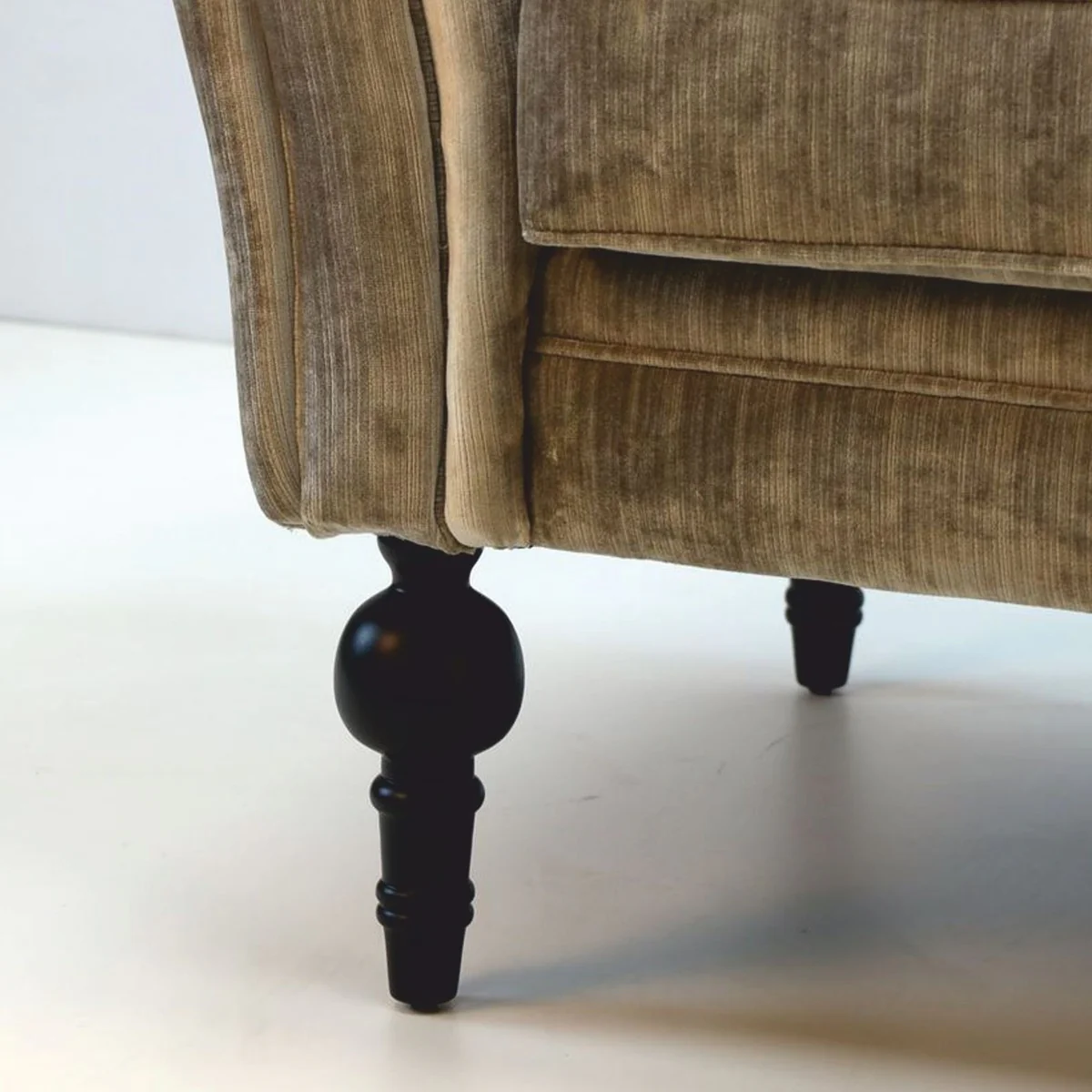 Luxus Barock Sofa Grau / Schwarz 200 cm - Prunkvolle Barock Möbel