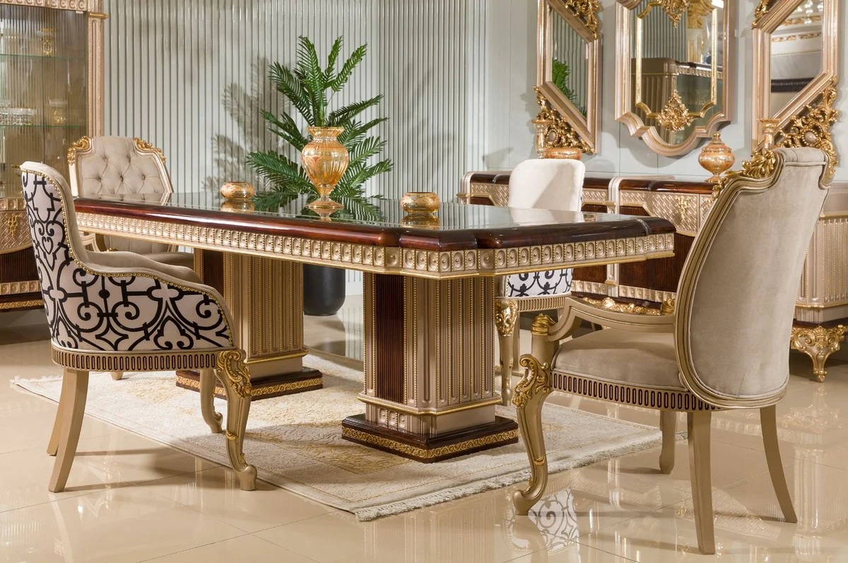 Luxus Barock Esszimmer Stuhl mit Armlehnen Grau / Weiß / Schwarz / Gold H. 94 cm