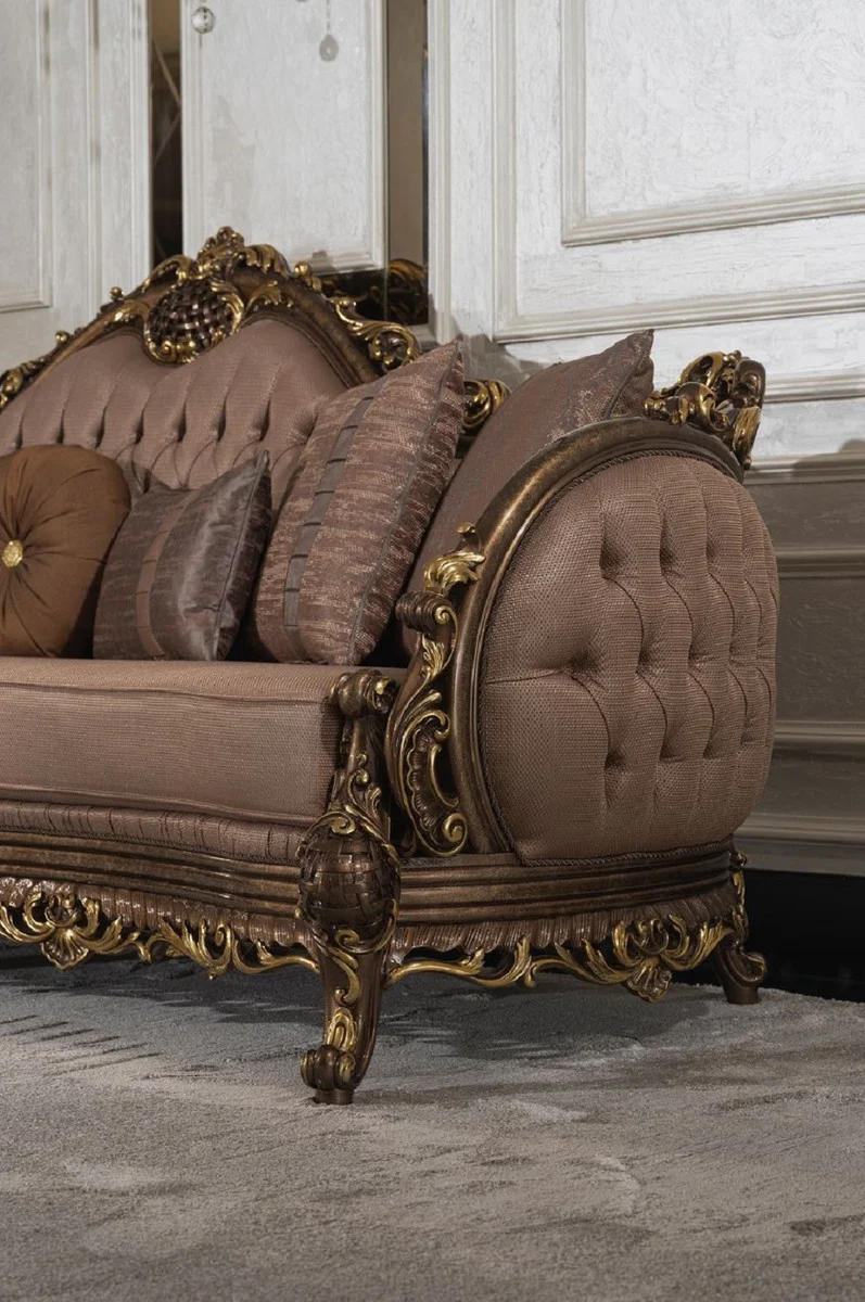 Luxus Barock Wohnzimmer Sofa Grau / Braun / Gold - Handgefertigtes Barockstil Sofa mit dekorativen Kissen - Luxus Wohnzimmer Möbel im Barockstil - Barock Möbel - Edel & Prunkvoll