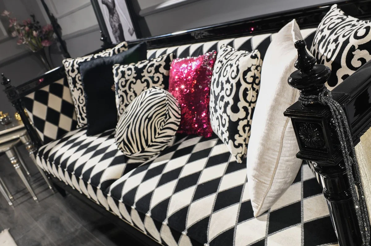 Luxus Barock Sofa Weiß / Schwarz 240 x 96 x H. 83 cm - Wohnzimmer Sofa mit elegantem Muster - Edel & Prunkvoll