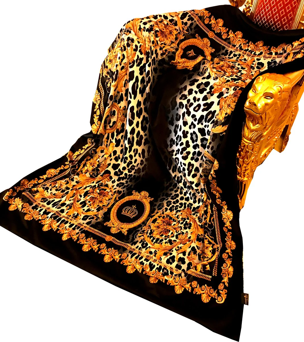 Luxus Wohndecke Pompöös by Barock Kronen / Leopard / Gold von Harald Glööckler mit Glitzersteinen