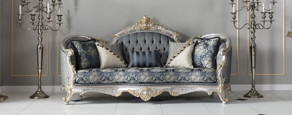 Luxus Barock Wohnzimmer Sofa mit dekorativen Kissen Grau / Blau / Silber / Gold 250 x 95 x H. 125 cm - Edel & Prunkvoll