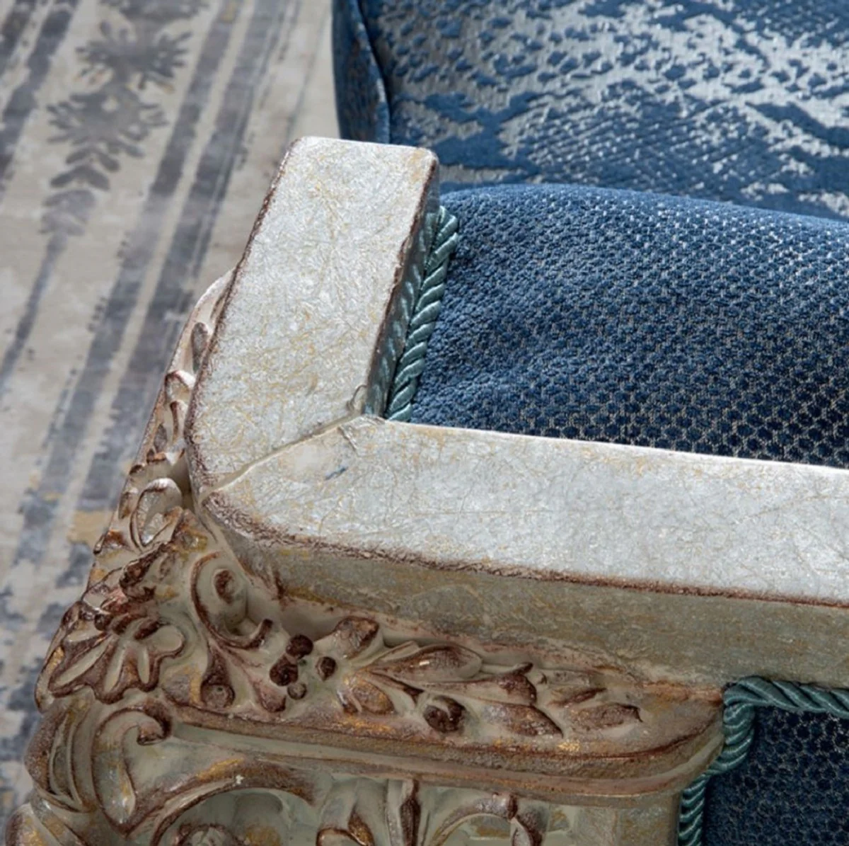 Luxus Barock Sofa Blau / Creme / Kupfer / Gold 245 x 100 x H. 115 cm - Prunkvolles Wohnzimmer Sofa mit elegantem Muster - Möbel im Barockstil