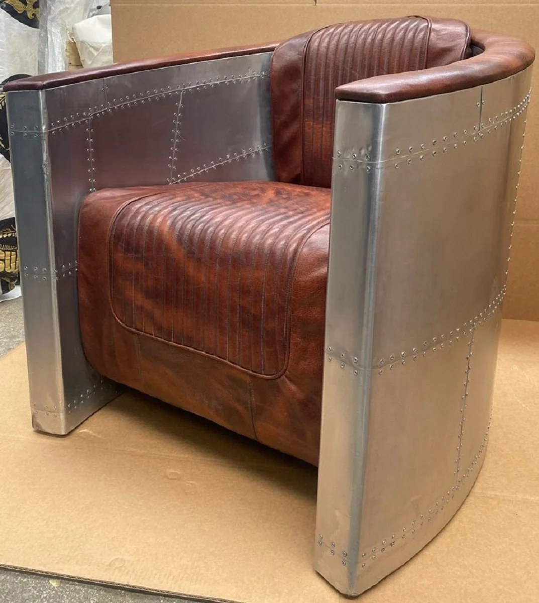 Luxus Art Deco Leder Sessel Vintage Braun / Silber - Aluminium Wohnzimmer Sessel mit hochwertigem Echtleder - Lounge Sessel - Flugzeug Flieger Echtleder Möbel