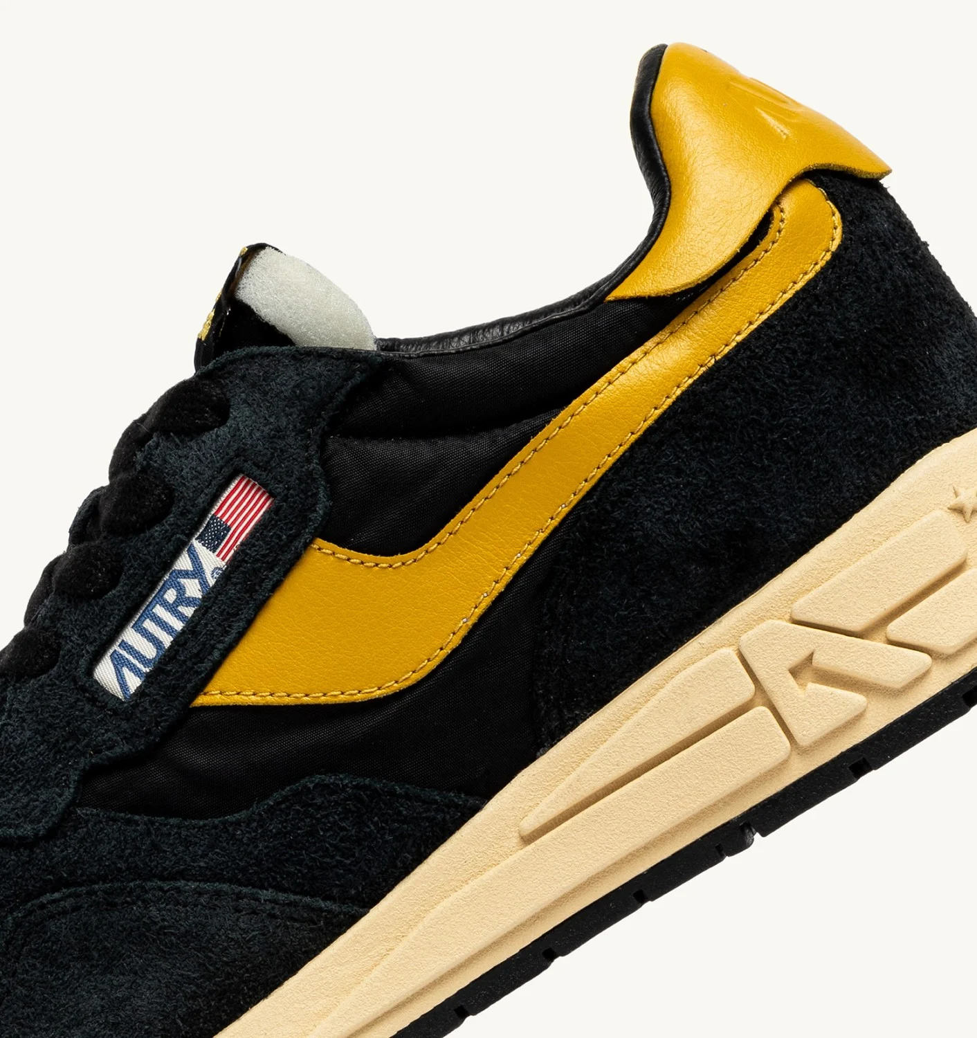 AUTRY REELWIND LOW SNEAKERS IN NYLON SUEDE AND LEATHER COLOR ECRU AND MOUNTAIN