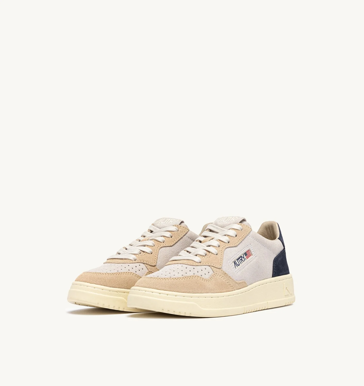 AUTRY ZAPATILLAS MEDALIST LOW TRICOLOR DE ANTE BLANCO SAND Y FUEGO