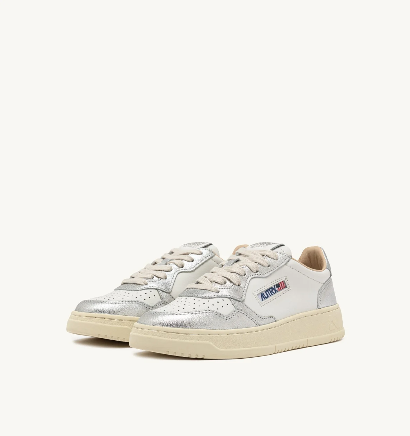 AUTRY BASKETS MEDALIST LOW BICOLOR EN CUIR BLANC ET BLU