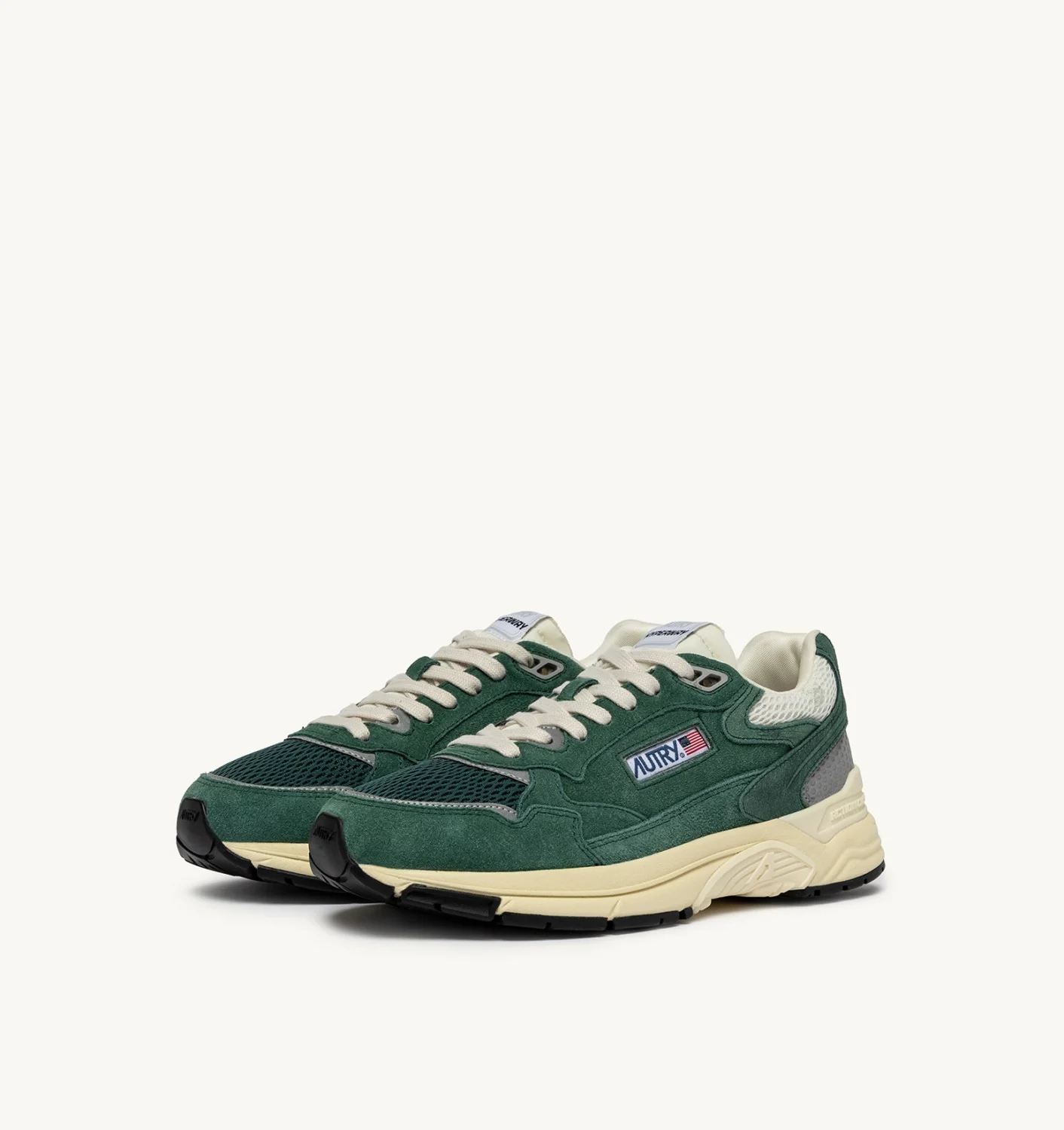 AUTRY HYPERWAY SNEAKERS IN WHITE AND SILVER MESH AND SUEDE