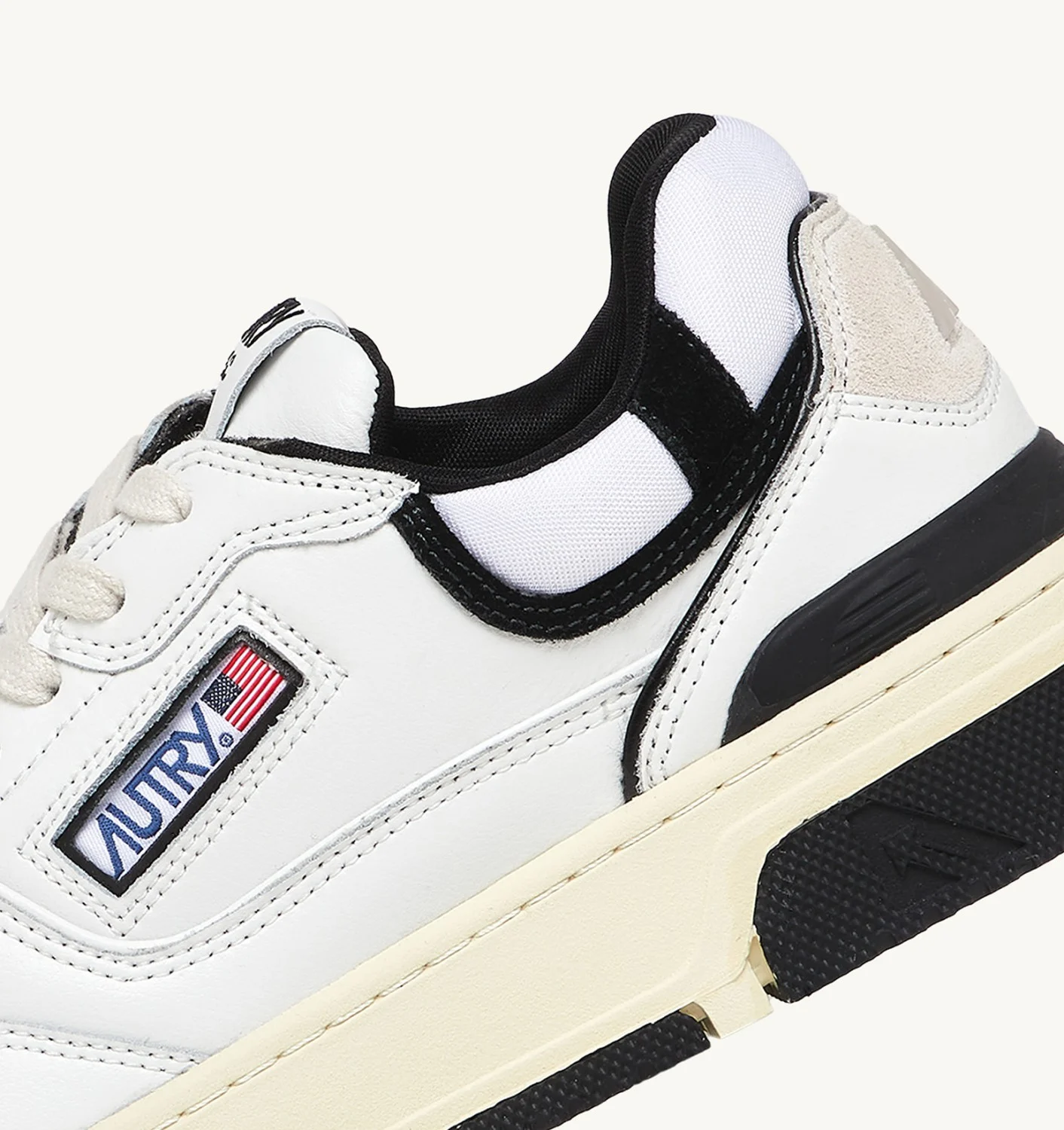 AUTRY CLC LOW SNEAKERS IN WHITE LEATHER AND AMAZON SUEDE
