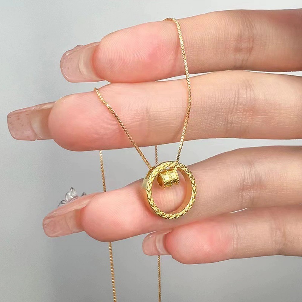 Small waist hot selling circle necklace women's light luxury clavicle chain