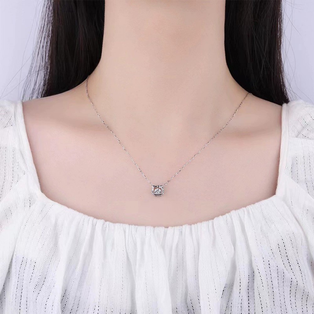 Smart Hello Kitty Cat Necklace Women's Niche Design Beating Heart Clavicle Necklace