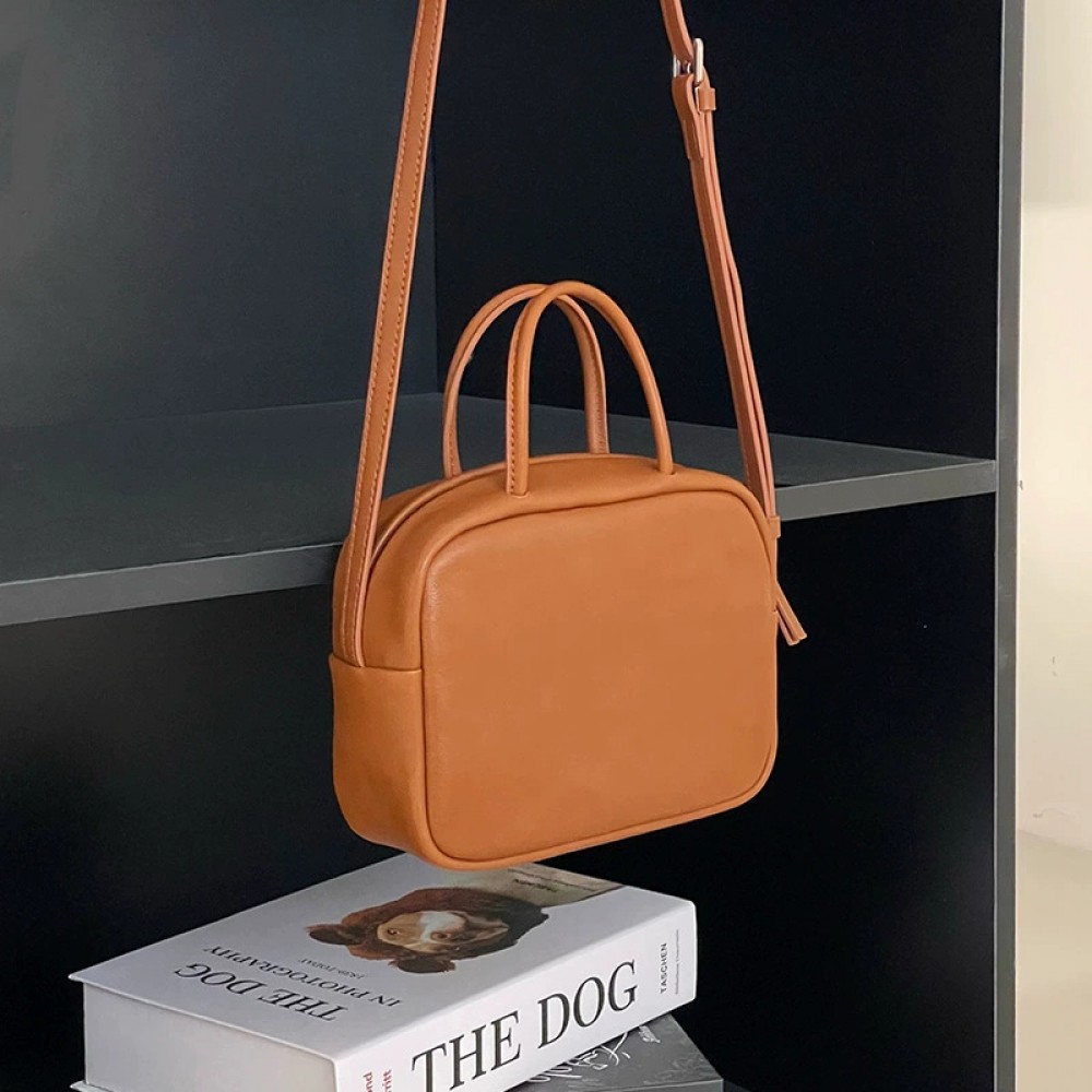 2025 new minimalist style hand-held shoulder crossbody genuine leather tofu bag small bag